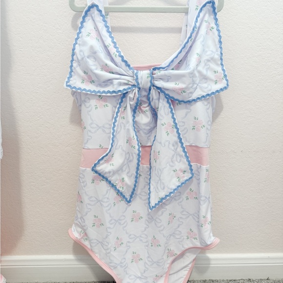 Other - Women’s  Floral Bow One Piece